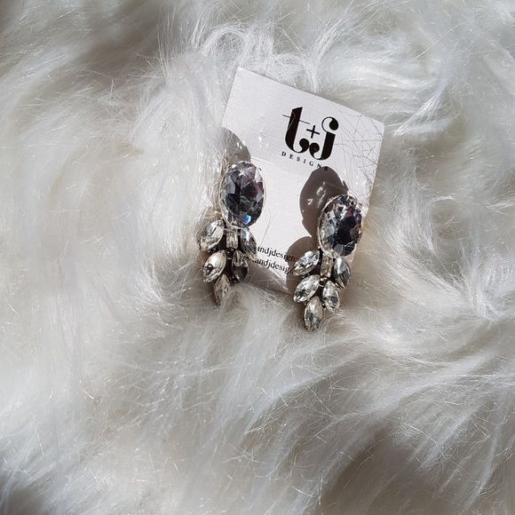 NEW 18K Gold Plated Boutique Earrings Matching Set Statement Gifts - Picture 2 of 4